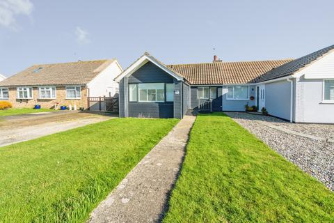 2 bedroom bungalow for sale, Harbour View Road, Pagham, West Sussex, PO21