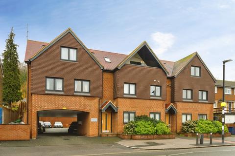undefined, Godstone Road, Kenley, CR8