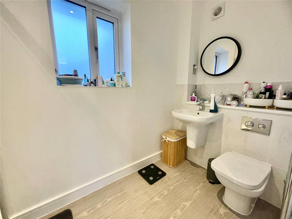 Master En-Suite