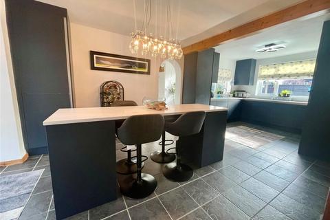 5 bedroom detached house for sale, Moorhey Crescent, Penwortham, Preston, Lancashire, PR1