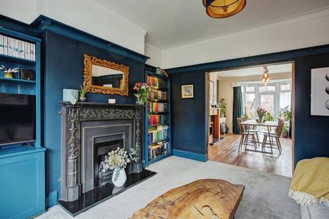 3 bedroom semi-detached house for sale, Westwood Gardens, Newcastle upon Tyne, Tyne and Wear, NE3