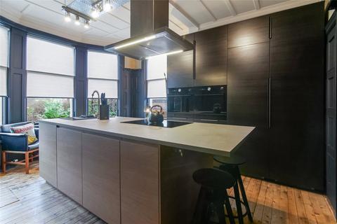 undefined, Albert Drive, Rutherglen, Glasgow, South Lanarkshire, G73