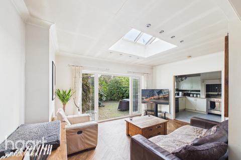 5 bedroom semi-detached house for sale, Heath Park Road, Gidea Park