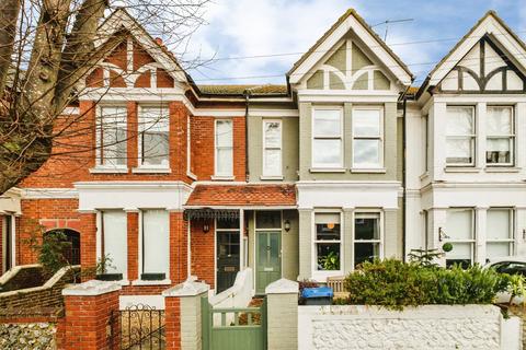 Warwick Gardens, Worthing, West Sussex, BN11