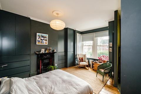3 bedroom terraced house for sale, Warwick Gardens, Worthing, West Sussex, BN11