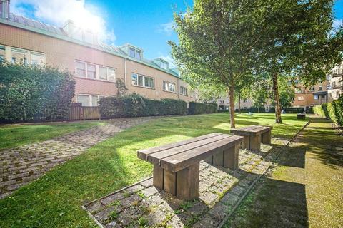 2 bedroom flat for sale, Old Rutherglen Road, Glasgow, Glasgow City, G5