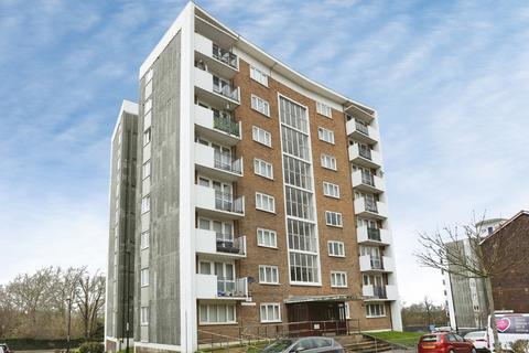 1 bedroom flat for sale, Wood Vale, London, SE23