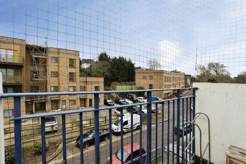 1 bedroom flat for sale, Wood Vale, London, SE23