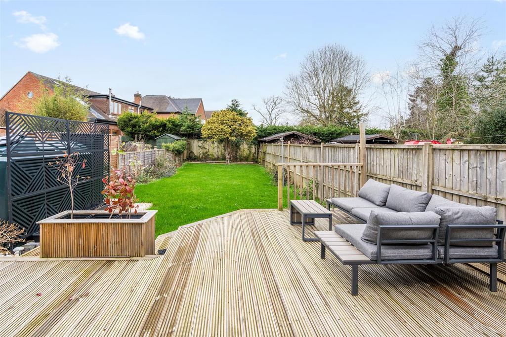 6 Kingswood Close 18.jpg