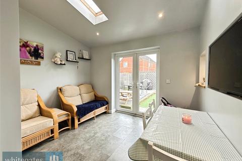 undefined, Kingwood Close, Monk Bretton, S71