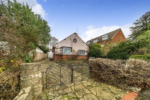 3 bedroom bungalow for sale, Avenue South, Surbiton