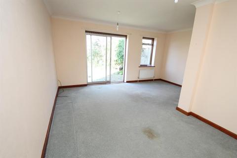 3 bedroom semi-detached house for sale, Bonnington Road, Vinters Park, Maidstone