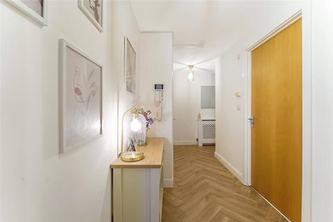 2 bedroom flat for sale, McDonald Crescent, Falkirk, Stirlingshire, FK2