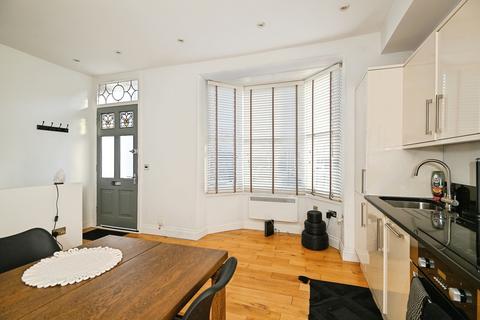 1 bedroom flat for sale, Brewer Street, Maidstone, Kent, ME14
