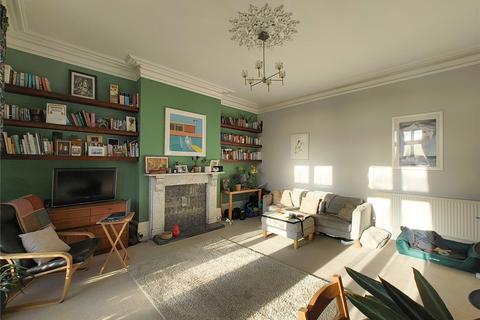 2 bedroom flat for sale, Enys Road, Eastbourne, BN21