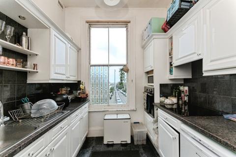 2 bedroom flat for sale, Enys Road, Eastbourne, BN21