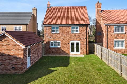 3 bedroom detached house for sale, Chestnut Close, Elmstead , Colchester , CO7