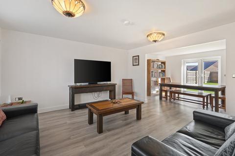 3 bedroom detached house for sale, Chestnut Close, Elmstead , Colchester , CO7