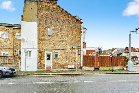 1 bedroom flat for sale, London Road, THORNTON HEATH, Surrey, CR7