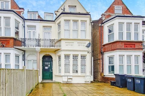 1 bedroom flat for sale, London Road, THORNTON HEATH, Surrey, CR7