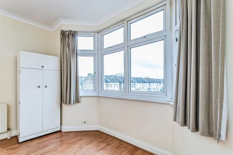 1 bedroom flat for sale, London Road, THORNTON HEATH, Surrey, CR7