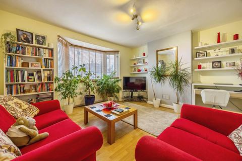 2 bedroom maisonette for sale, Recreation Way, Mitcham, CR4