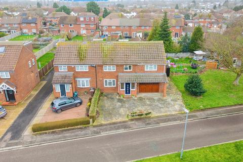 5 bedroom semi-detached house for sale, Summerfield Close, London Colney, St. Albans