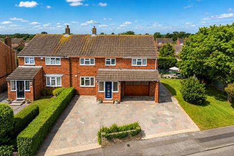 5 bedroom semi-detached house for sale, Summerfield Close, London Colney, St. Albans