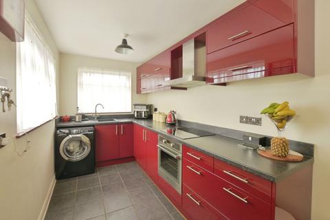 2 bedroom bungalow for sale, Hardy Road, Greatstone, New Romney, Kent, TN28