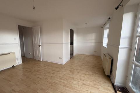 2 bedroom flat to rent, Alexander Court, St Andrew Street, L3