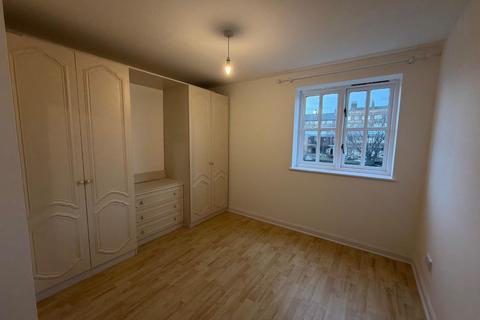 2 bedroom flat to rent, Alexander Court, St Andrew Street, L3