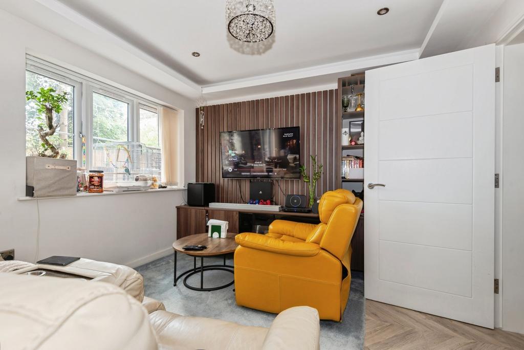 Lounge/Kitchen