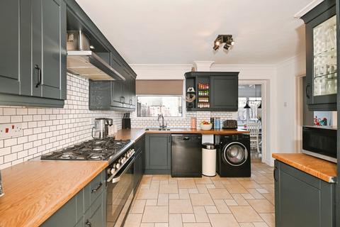 undefined, Warren Wood Road, ROCHESTER, Kent, ME1