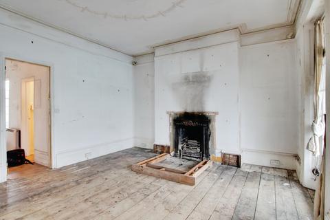 1 bedroom flat for sale, Royal Road, Ramsgate, Kent, CT11