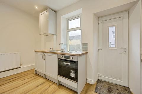 3 bedroom terraced house for sale, Gladstone View, Halifax