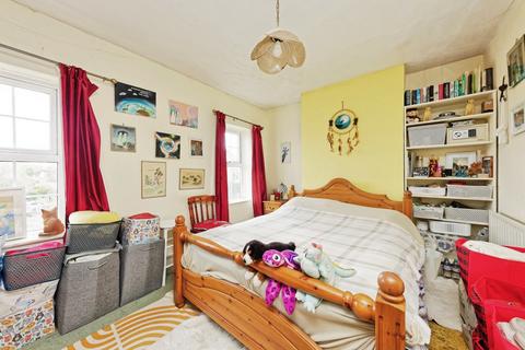 3 bedroom semi-detached house for sale, Green Lane, Broadstairs, Kent, CT10