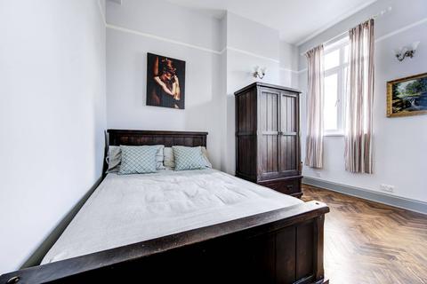 3 bedroom flat for sale, North End Road, Fulham Broadway, London, SW6