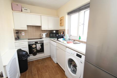 undefined, Hartigan Place, Reading RG5