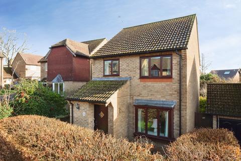 3 bedroom detached house for sale, Mill Rise, Robertsbridge, East Sussex, TN32