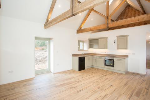 2 bedroom house to rent, Hill Farm Barns, Beds LU6