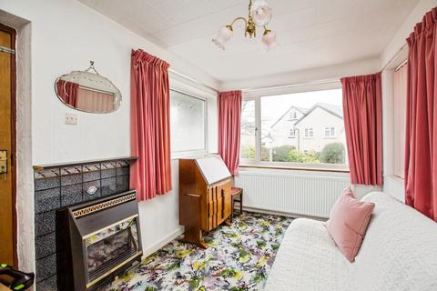2 bedroom semi-detached house for sale, Gleanings Avenue, West Yorkshire HX2