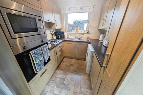 undefined, Weston Avenue, Bradford BD13