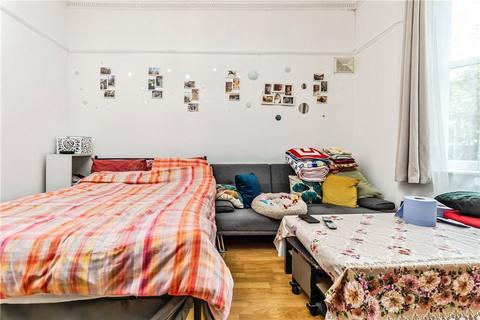 undefined, Avondale Road, South Croydon, CR2