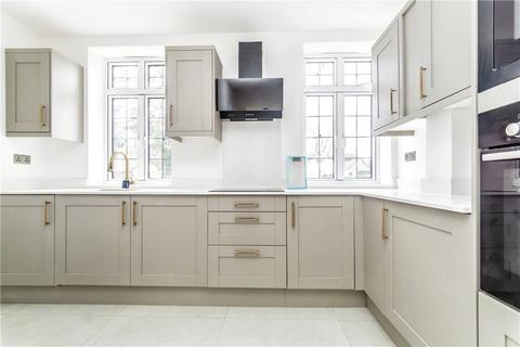 3 bedroom terraced house for sale, Kingswood Way, South Croydon, CR2