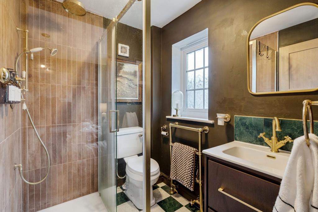 Pbox-IMG.jpg
