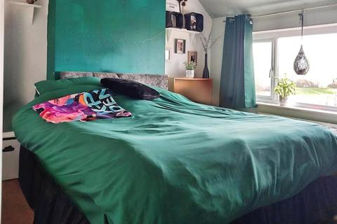 2 bedroom terraced house for sale, New Road, Sheerness, Kent, ME12