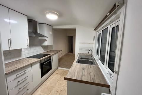 2 bedroom house to rent, San Diego Road, Gosport, PO12