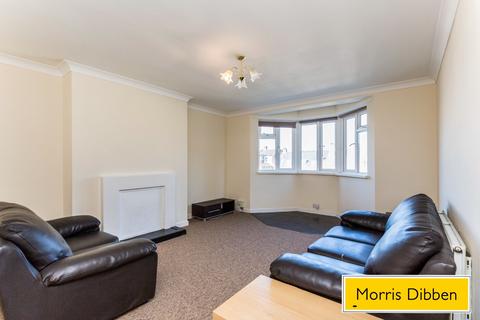 3 bedroom flat to rent, St. Pauls Road, Southsea, PO5