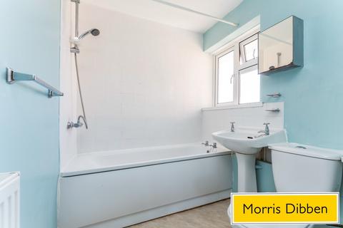 3 bedroom flat to rent, St. Pauls Road, Southsea, PO5