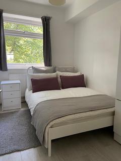 2 bedroom apartment to rent, Brixton Road, London, SW9